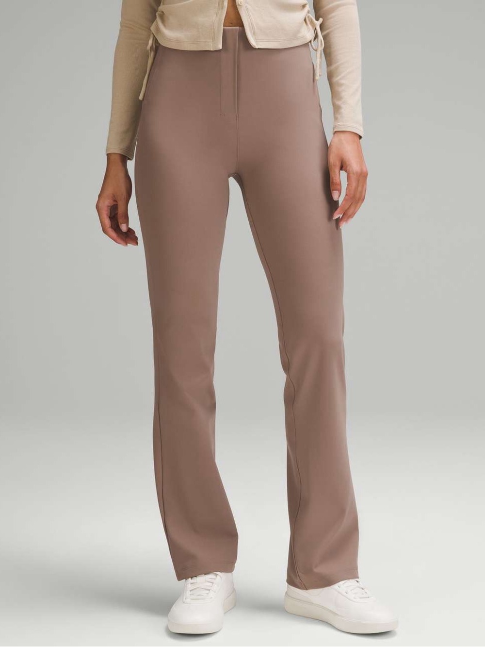 Lululemon Smooth Fit Pull-On High-Rise Pant *Regular
Taupetastic
